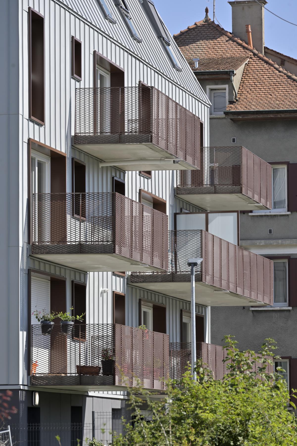 B-Cafieri-Ambilly-DeJong-Architectes-DSC0960.jpg