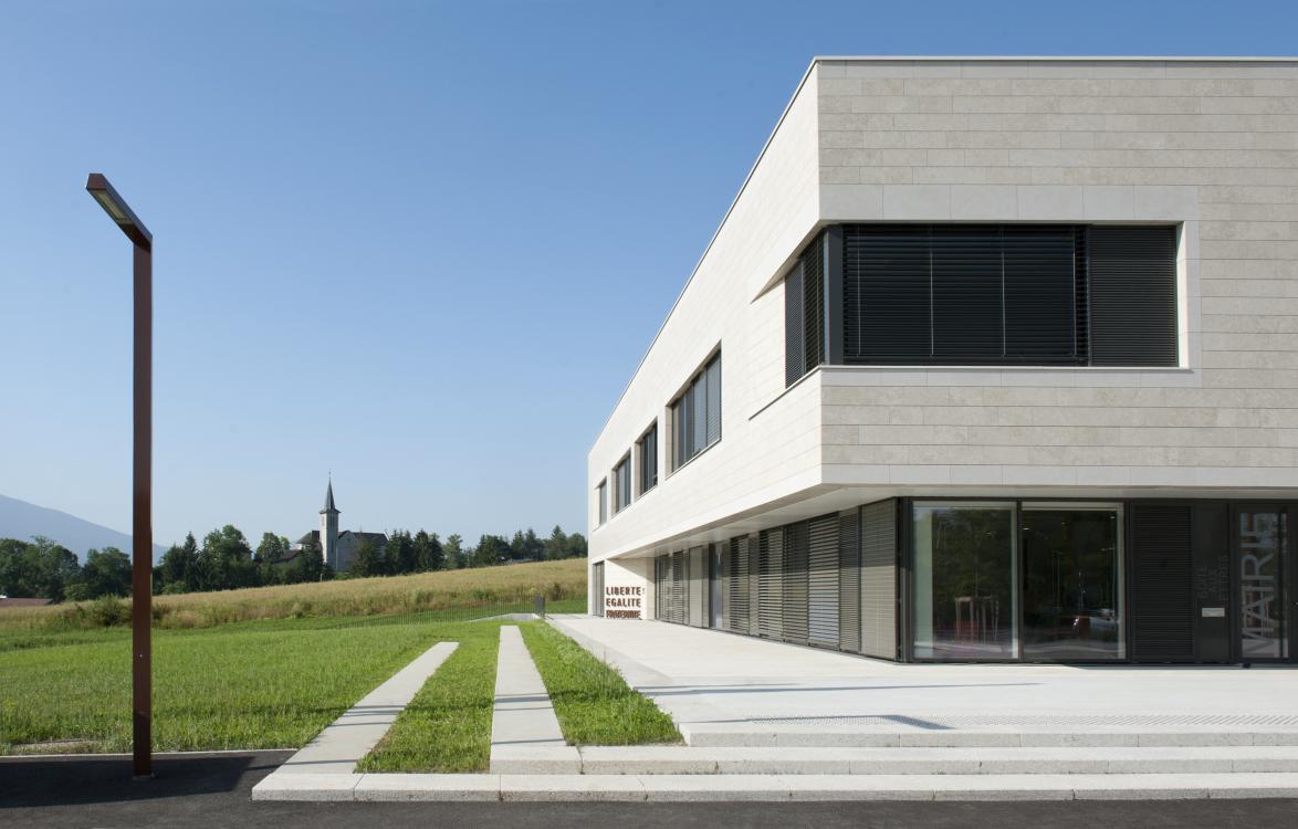 Beatrice-Cafieri-DeJong-Architectes-Mairie-de-Chavanod-Beatrice-Cafieri-DSC7138-b.jpg