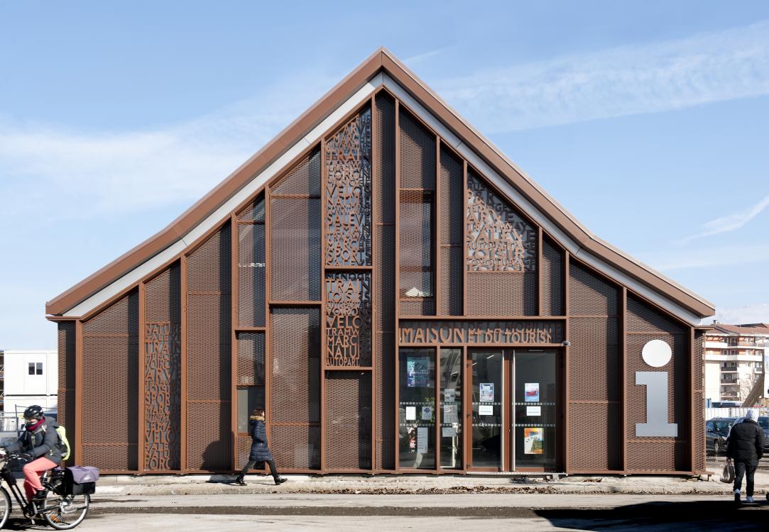 Beatrice-cafieri-DeJong-Architectes-Maison-du-tourisme-Annemasse-3977-75-722.jpg