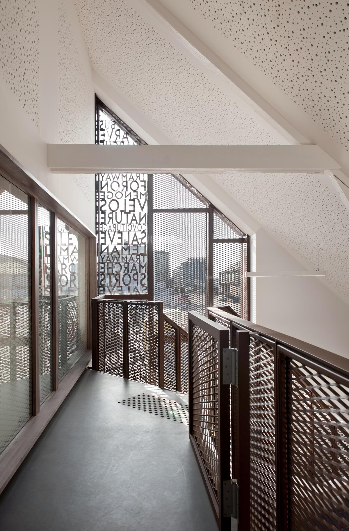 Beatrice-cafieri-DeJong-Architectes-Maison-du-tourisme-Annemasse-4243-b-42b2.jpg