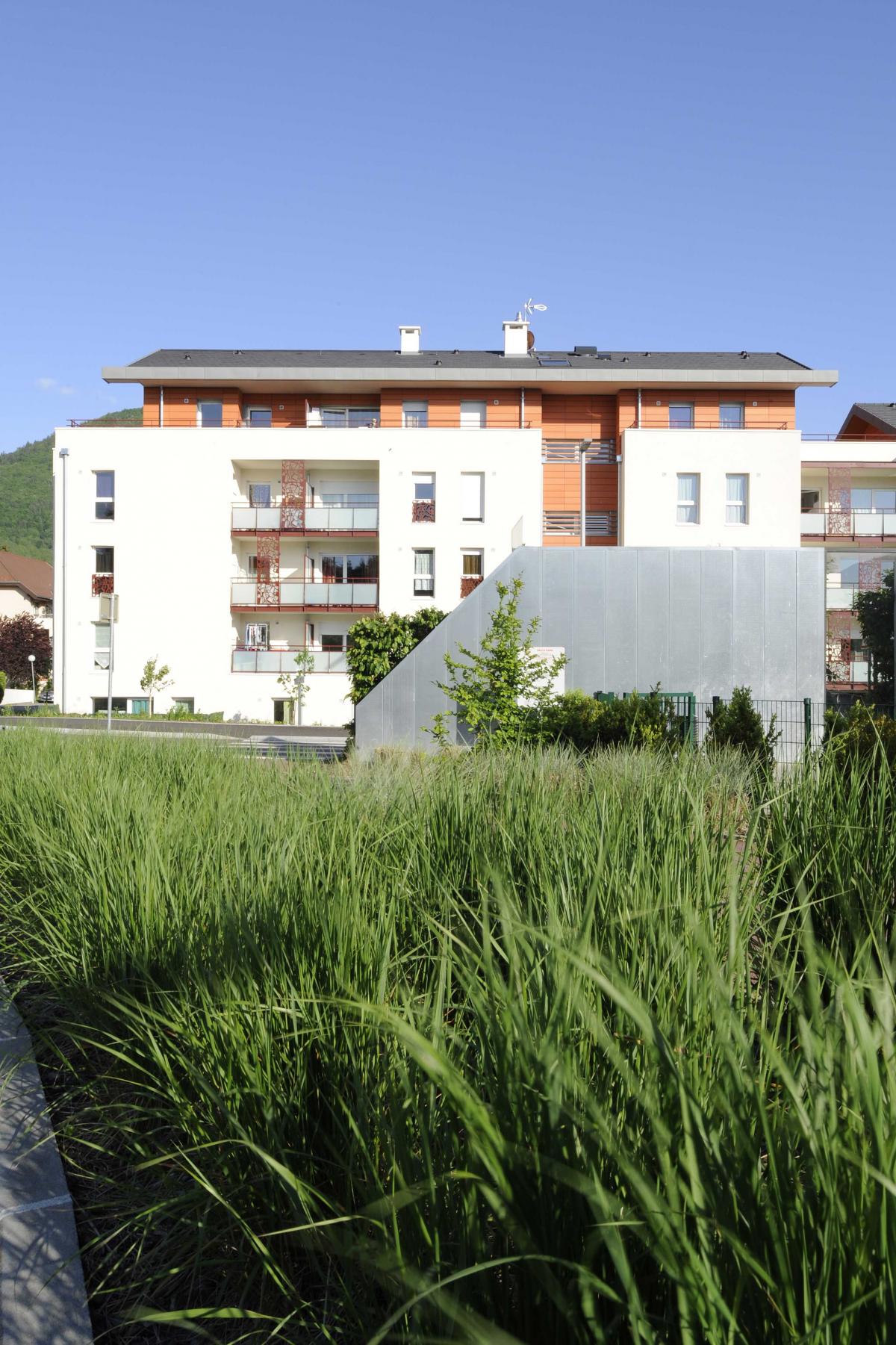 Lgm-annecyleVieux-CarreS-3.jpg